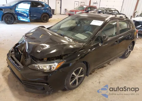 2021 Subaru Impreza Premium 5-Door z USA, uszkodzony, nr VIN 4S3GTAV67M3713023